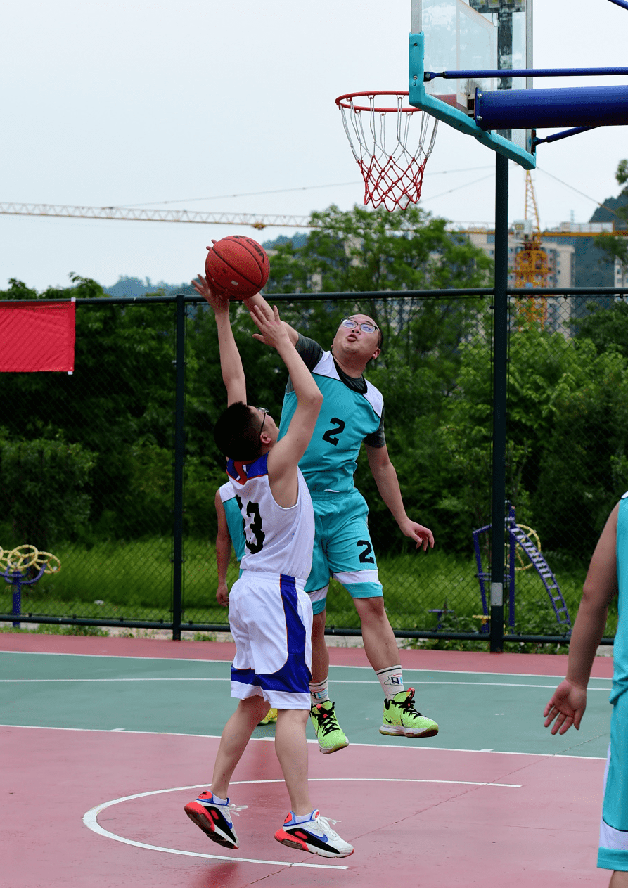 开云体育官网-上海久事男篮比赛直播