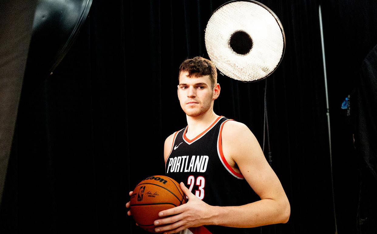 里程碑夜！波特兰开拓者完成体检，荷甲转会期刷纪录，态度坚定，轮换策略成焦点的简单介绍